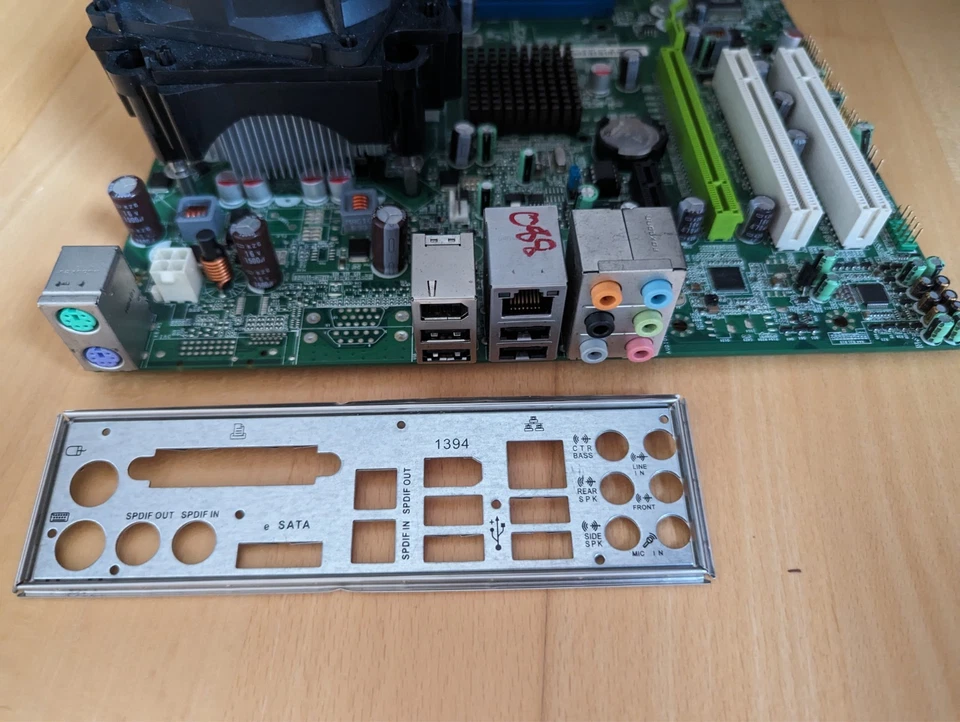 Acer Packard Bell iMedia MB.U1209.002 Mainboard LGA775 +E7400+8GB - Bild 2 von 2