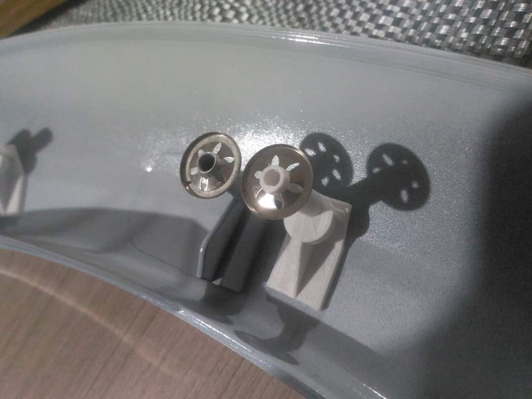 Fixations 3D extensions avant Peugeot 106 pour sorties circuit Rallye - 4