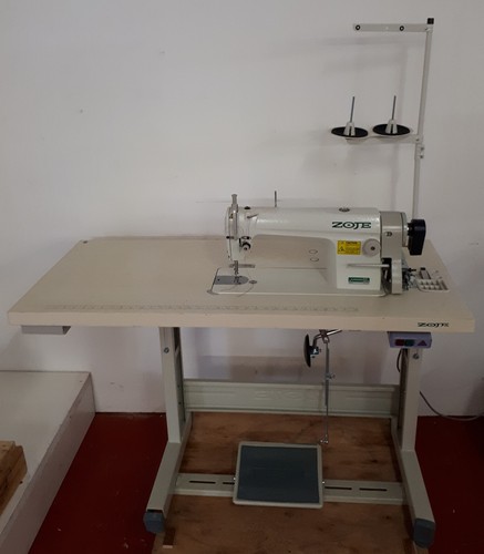 ZOJE ZJ8500H Lockstitch sewing machine for heavy materials with large hook - 第 2/8 張圖片