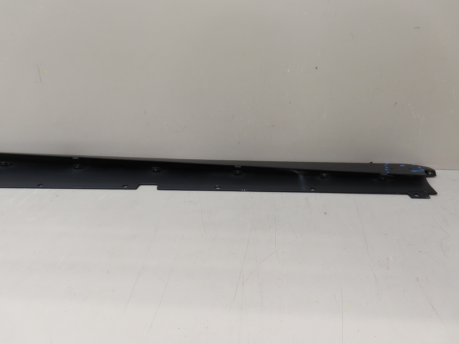 2017-2021 LAMBORGHINI AVENTADOR LP740 LEFT DRIVER SIDE SKIRT TRIM OEM 470853751