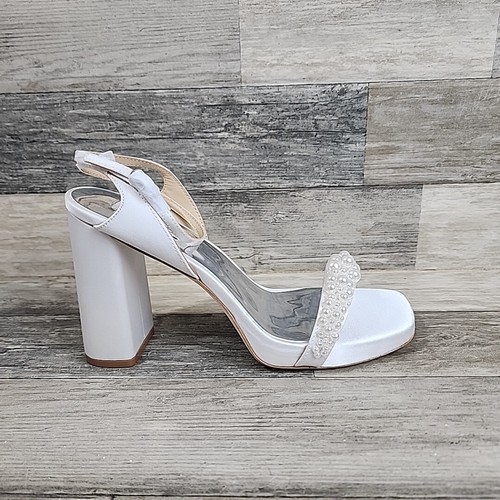Badgley Mischka Heeled Sandals Womens Sz 7.5 Satin NEW NWOB *read
