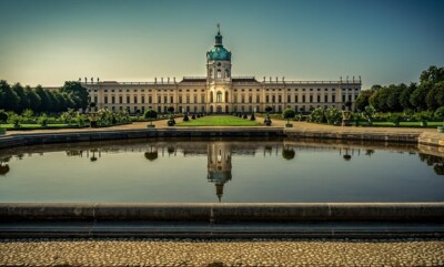 BERLIN *2X3 FRIDGE MAGNET* CITY GERMANY CAPITAL CASTLE PALACE BRANDENBURG GATE