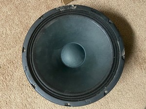 behringer eurolive 12