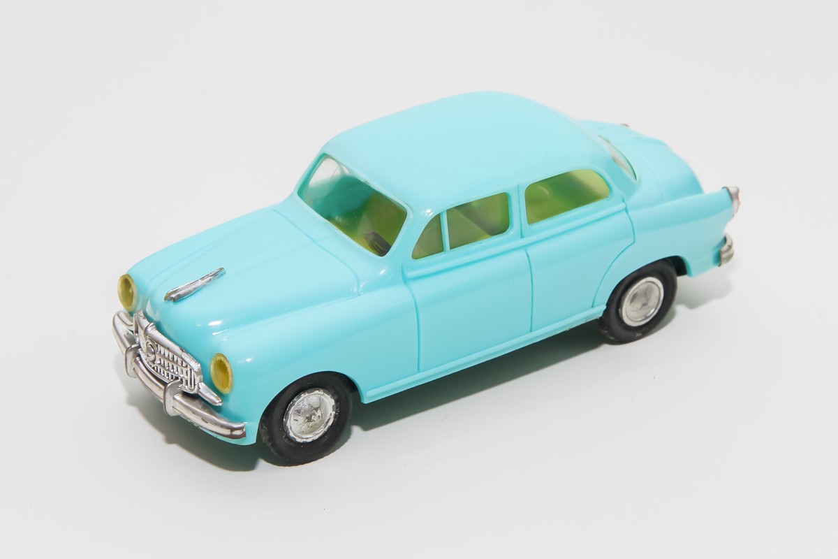 Siège Paya Pour Fiat 600 – Pièce Vintage De Collection, Occasion