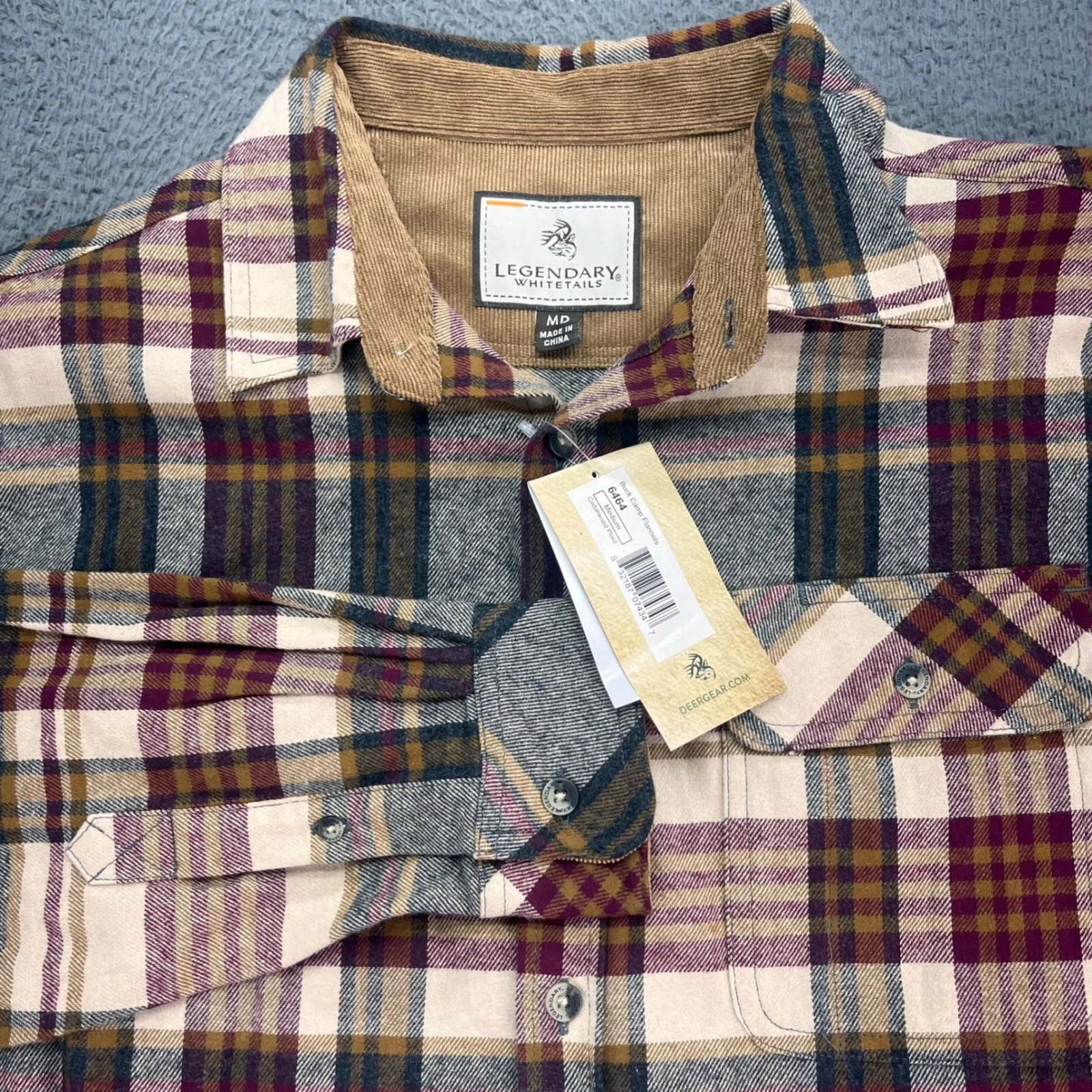 Legendary Whitetails Buck Camp Flannels Mens Medium Cedarwood Plaid Button Up