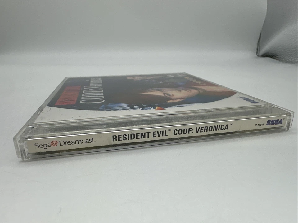 Resident Evil Code: Veronica Sega Dreamcast Complete in Box (CIB) - Image 2 of 4