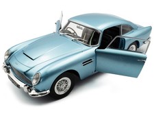1964 Aston Martin DB5 RHD (Right Hand Drive) Light Blue Metallic 1/18 Diecast Mo