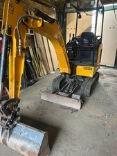 JCB 19C-1E Mini Excavator - All Electric - 110v Charger - **ONLY 1300 hours**