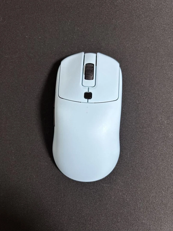 VAXEE XE Wireless Gaming Mouse Blue Used/Good condition - Image 4 of 4