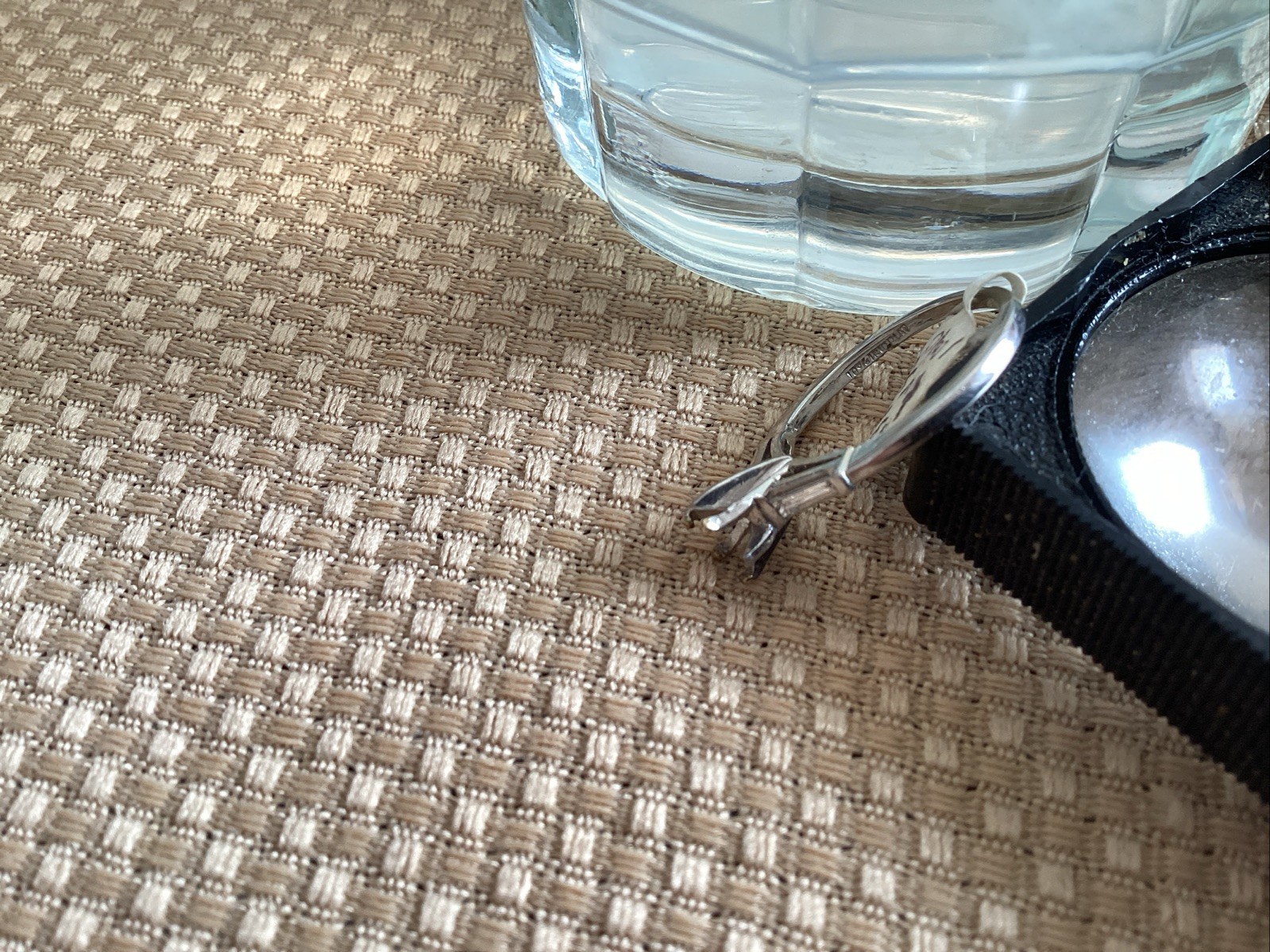 Platinum Diamond Ring With Two Side Baguettes - image 4