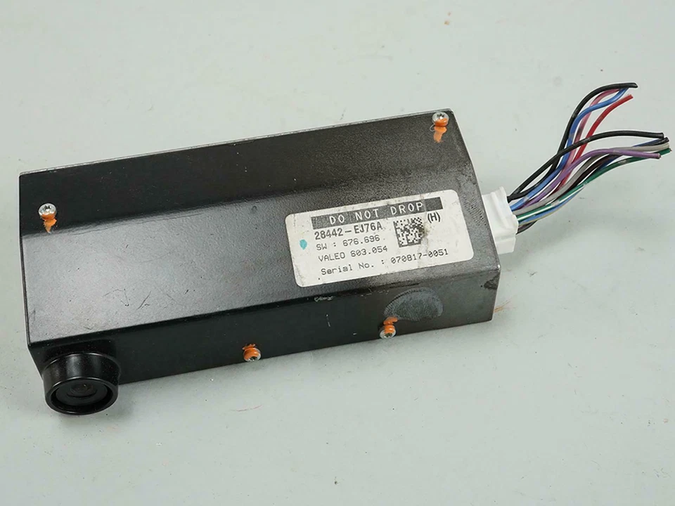 Unidad de módulo de control de cámara de salida de carril Infiniti M45 M35 2008-2009 AWD fabricante original Foto 4 de 4