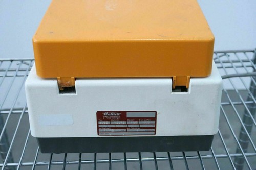 Hettich Mikroliter Type: 2025 Benchtop Lab Centrifuge with 24-Place Rotor - Picture 5 of 6