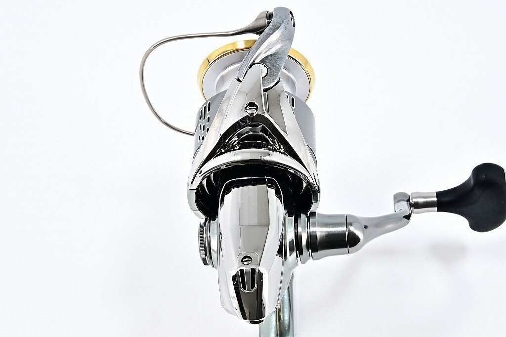 SHIMANO STELLA C3000XG 18ステラ Shimano Reel Spinning Reel 18 Stella C3000XG Used with Box