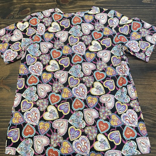 Scrub Top Size M Boho Hearts Pattern By Scrubs Only 100% Cotton Valentines - Picture 6 of 6