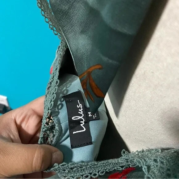 NWT Lulus M Short And Chic Sage Green Floral Print Satin Halter Mini