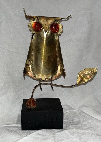 Owl Sculpture Metal Short Mid Century Brutalist Lucite Eyes Vintage - Picture 2 of 5