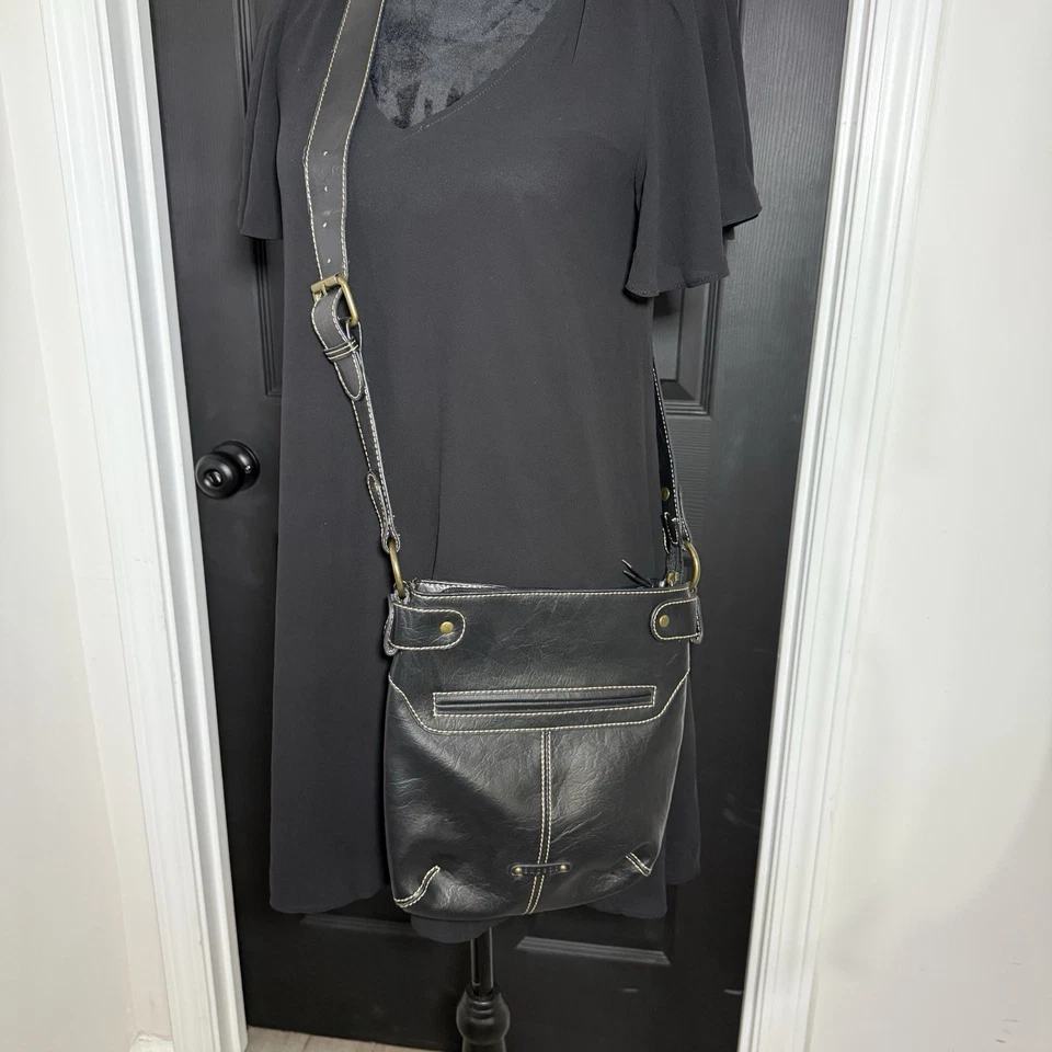 Access By Liz Claiborne Cartera/Bolso de mano Bandolera Mediana de Cuero Negro  Foto 2 de 4