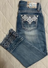 Grace in LA Embellished Jeans Aztec Patch Pockets Capri Denim Size 27 VGUC