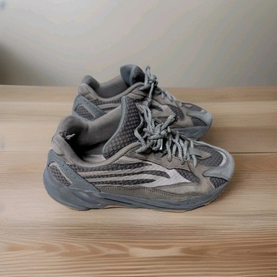 Yeezy Boost 700 V2''Geode'' 8.5
