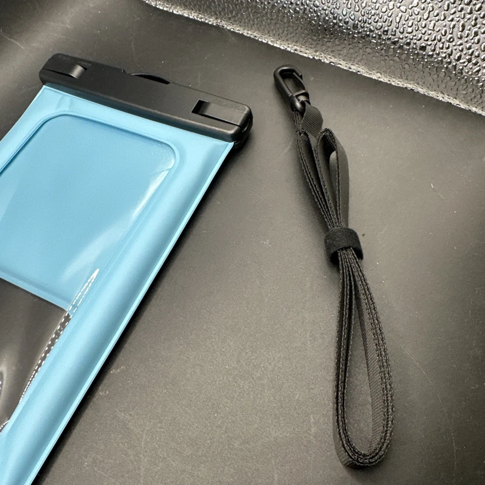 BENT Body Glove Tidal waterproof floating phone pouch Open Box - Image 4 of 4