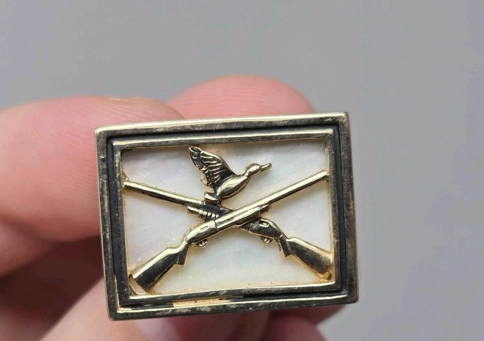 Pistolas de caza de pato madreperla SWANK de colección gemelos para hombre tono dorado Foto 3 de 4