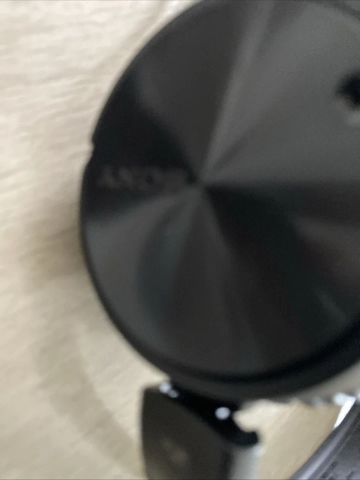 Sony Black WiredHeadphones Noise Cancelling One earbud  doesn't work. - Image 3 of 4