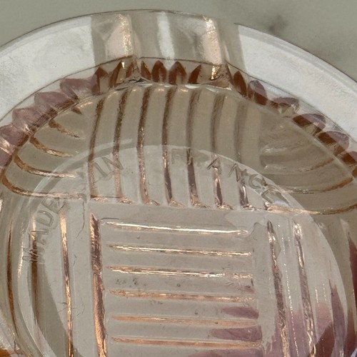 Vintage Pink Depression Glass Ashtray – Made in France – Art Deco Style - Picture 4 of 4