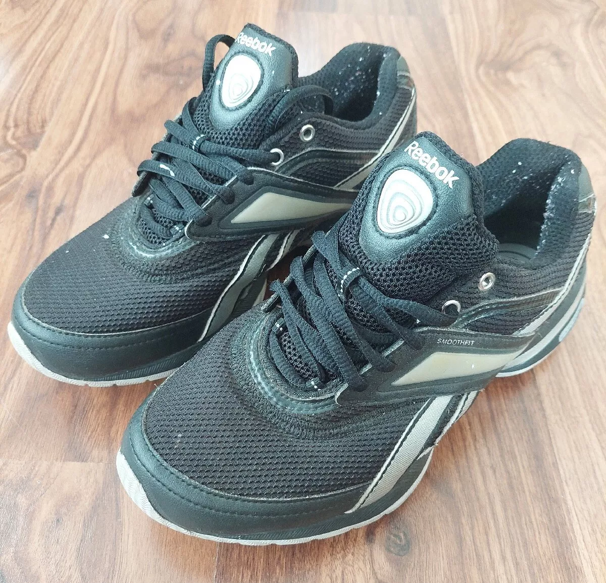 Reebok easytone shop black womens