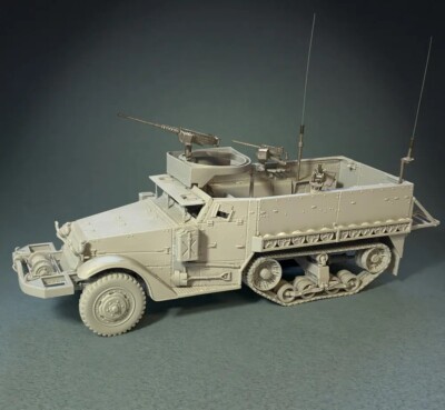 BRITAINS CAMPAIGN MINIATURES 70002 U.S. M4A1 HALF TRACK