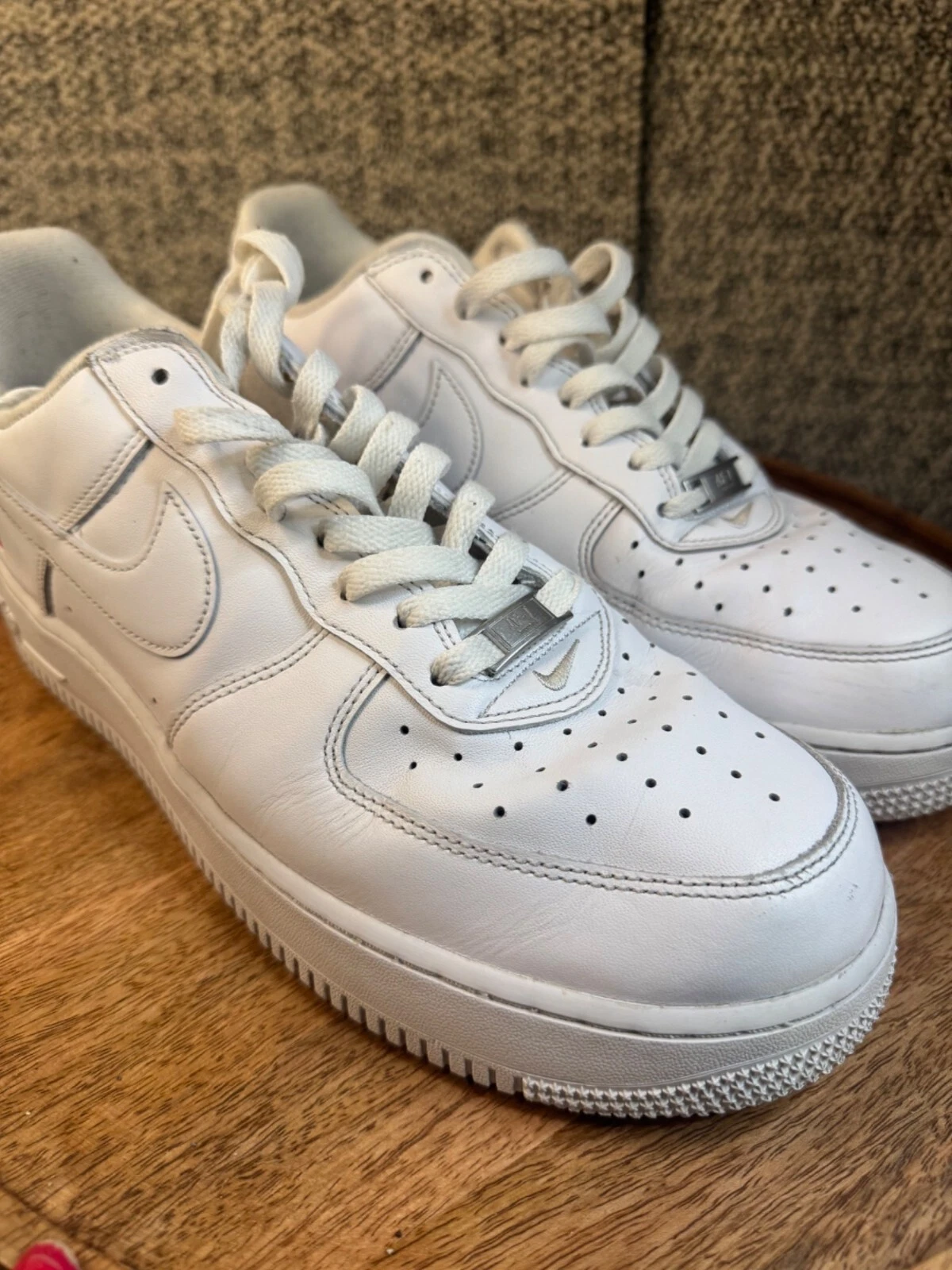 Baskets Nike X Supreme Air Force 1 blanches homme pointure 11,5 cuir style classique