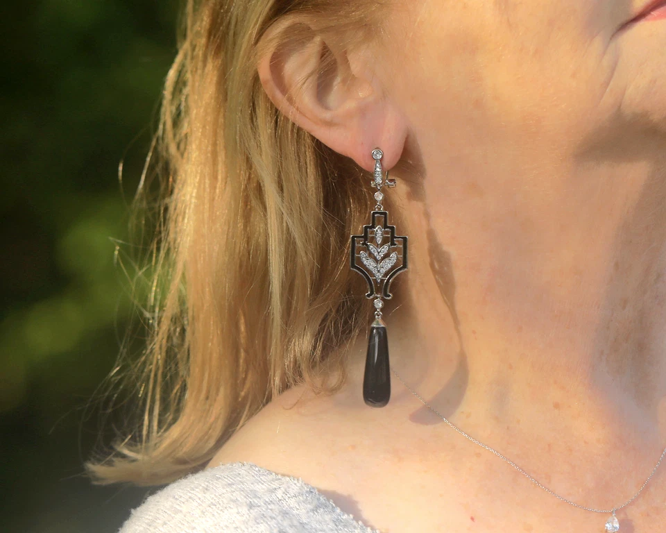 Boucles d'oreilles Art Déco Dormeuse Argenté Email Serti de CZ Agate Noir QD33 - Photo 4/4
