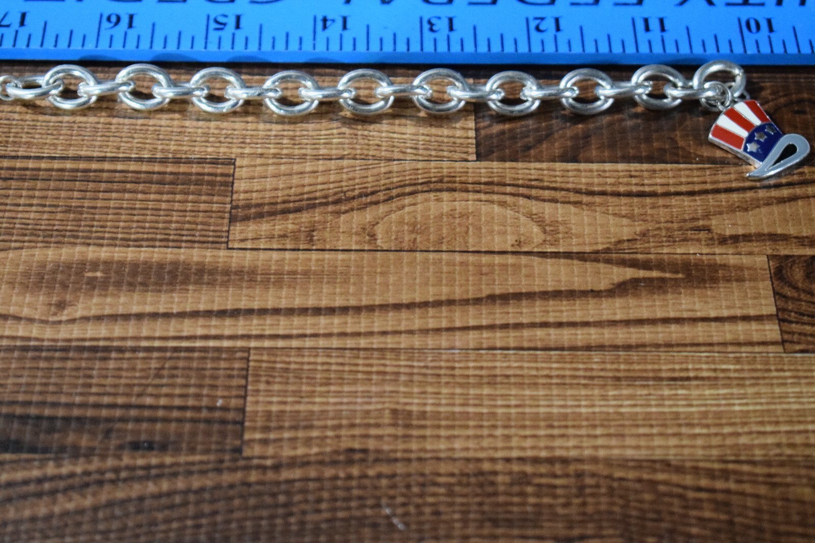 Picture 2 of 4