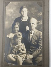 VTG Family Photo Portrait Early 1900s Father Wife  Daughters Good Condition
