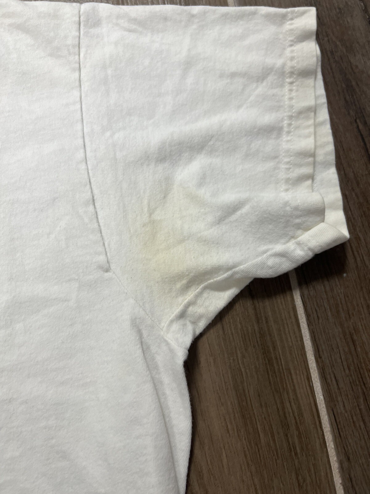 Vintage 2004 Detroit Pistons Newspaper TShirt “Americas Team” NBA