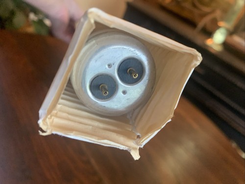 GE 24" Kitchen & Bath Fluorescent 20 Watt Warm White 3000K Bulb 2-Pin F20 T12 - Picture 7 of 8