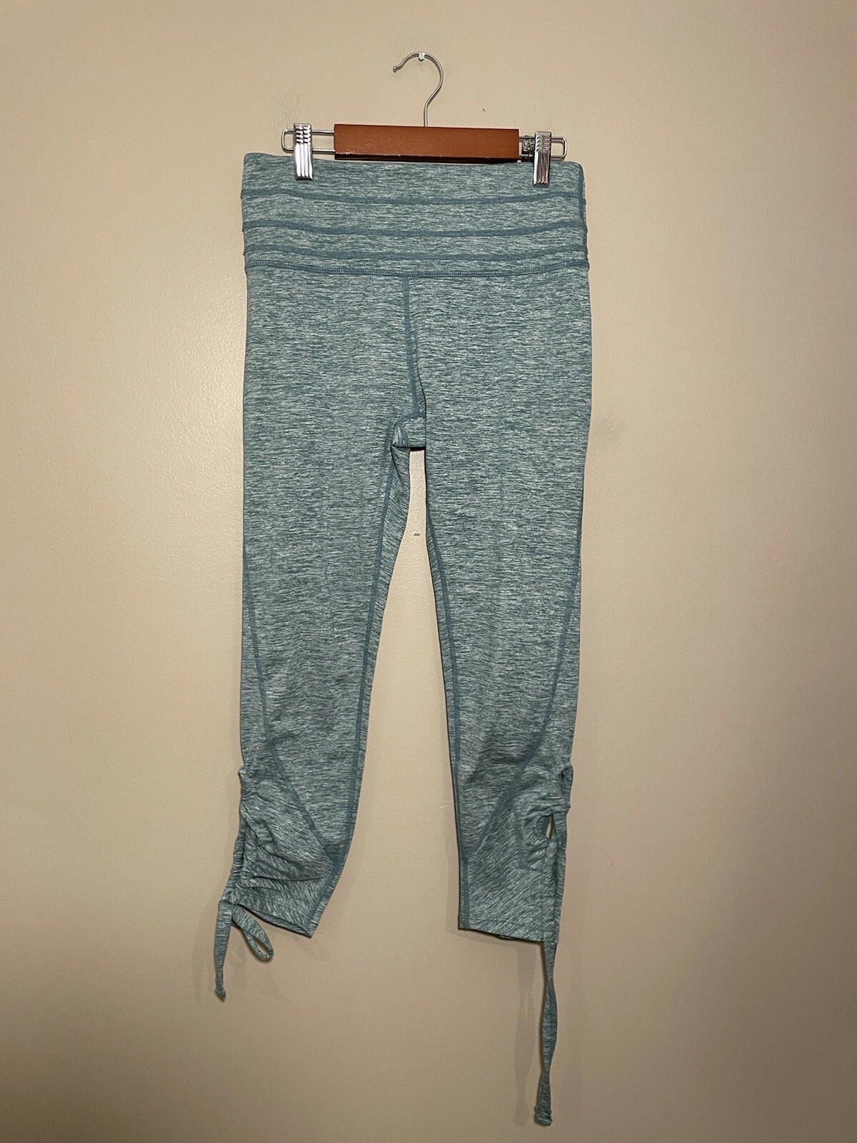 free-people-movement turnout wrap cropped static leggings