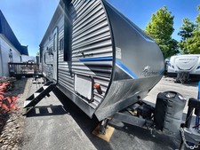 2022 Coachmen Catalina Legacy M-323