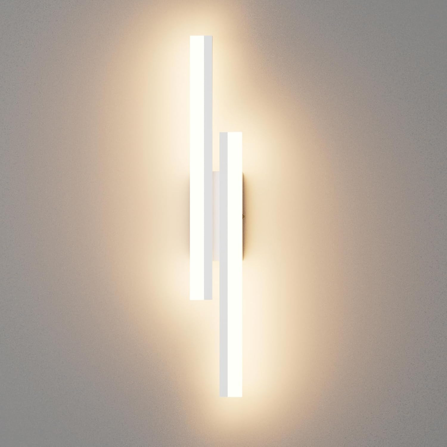 Lampe murale LED en aluminium noir de 56cm au design minimaliste