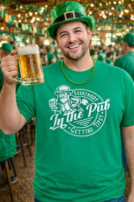 Men s Handmade  Everybody in the Pub Getting Tipsy  St. Patrick s Day Tee