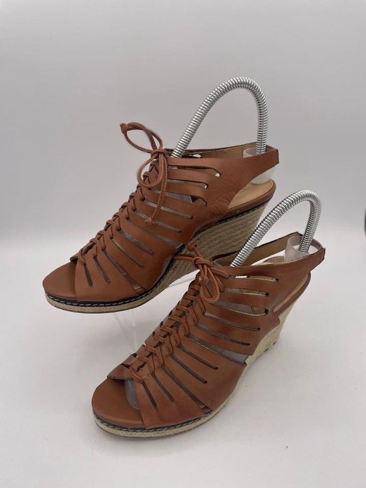 Sandalia Joan David con tiras para mujer talla 7M marrón sin cordones punta abierta cuero con cordones Foto 3 de 4