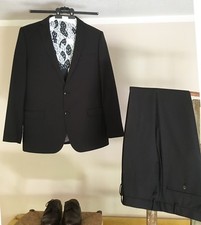 Angelo Litrico / suit / jacket size 50 / trousers size 54 / black pinstripe top