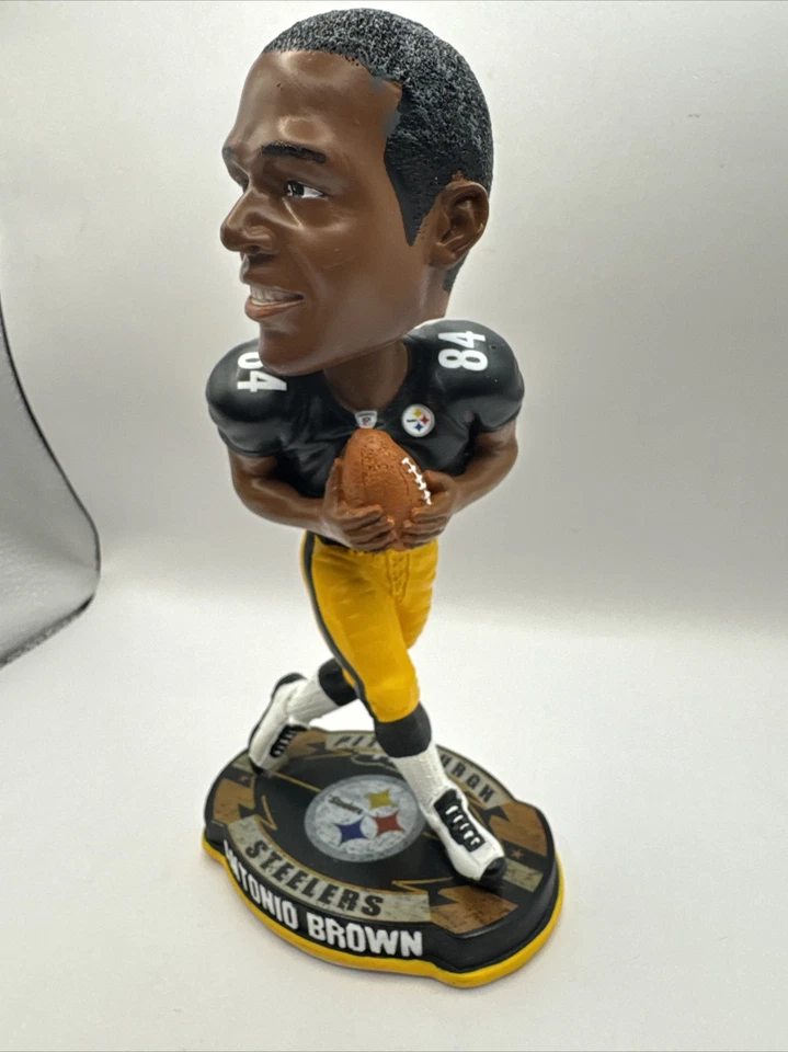 Bobblehead Antonio Brown Pittsburgh Steelers NFL Legends Of “The Field” #106 S1 - Imagem 2 de 4