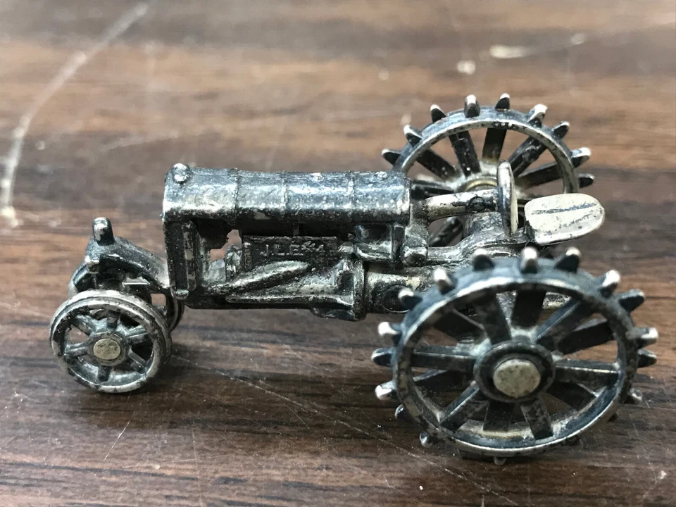 sterling silver custom made case tractor 31 grams - Image 2 of 4