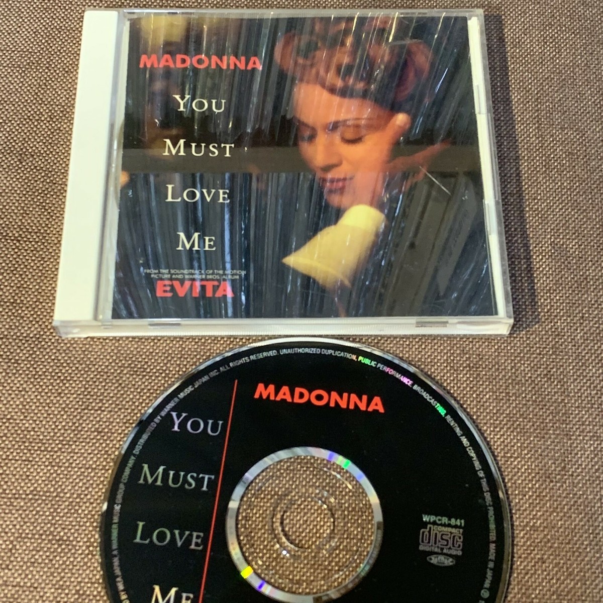 K-POP 「Secret」の日本デビュー曲「Madonna」プロモCDとDVD Amazon.co