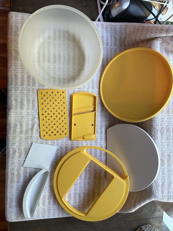 Tupperware Mandolin Cutting Board Cheese Grater Slicer Set 1853 1852 1832