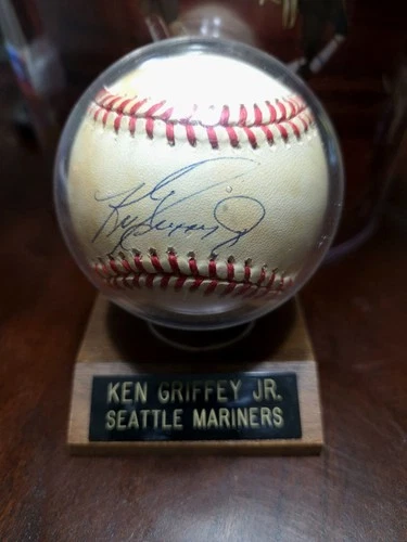Ken Griffey Jr. Seattle Mariners Autographed Baseball In Display Case