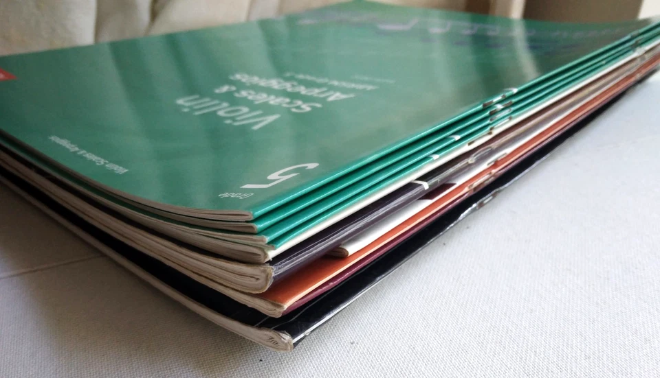 Joblot x11 Violin Scales Specimen Sight-Reading Tests Arpeggios & Studies ABRSM - Image 2 of 4