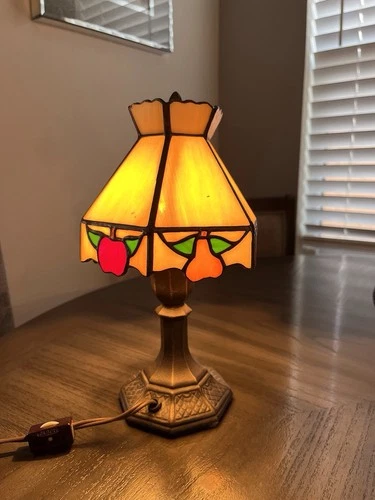 Vintage 1989 Tiffany Style, 6 Panels, , Stained Glass Small Table Lamp 11”/6”
