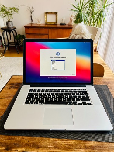 Perfectly working MacBook Pro Retina 15" - late 2013 - Intel core i7 8GB 512 GB