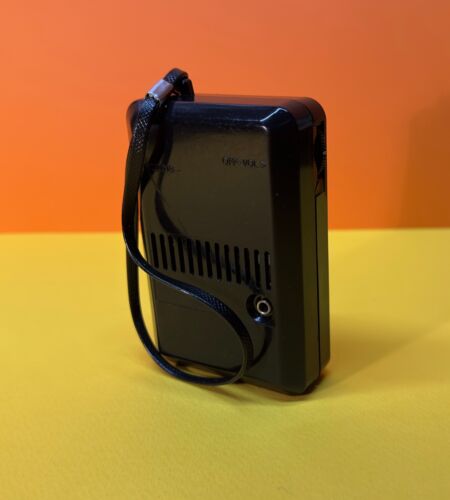 Vintage Portable Radio Sharp BP 170 Video ! - Picture 3 of 8